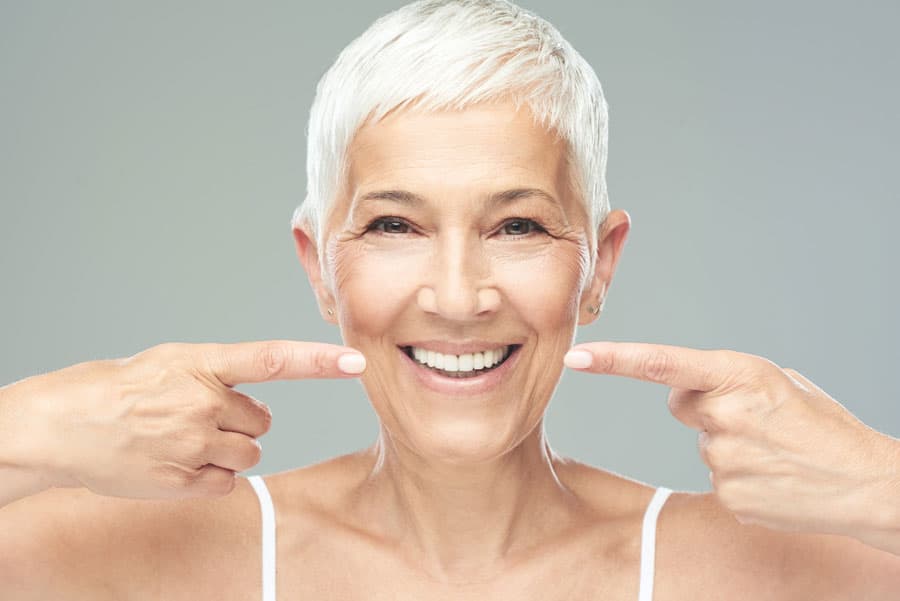 Somos especialistas en implantes dentales